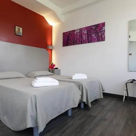 Casa Per Ferie San Juan De ávila Affittacamere Roma